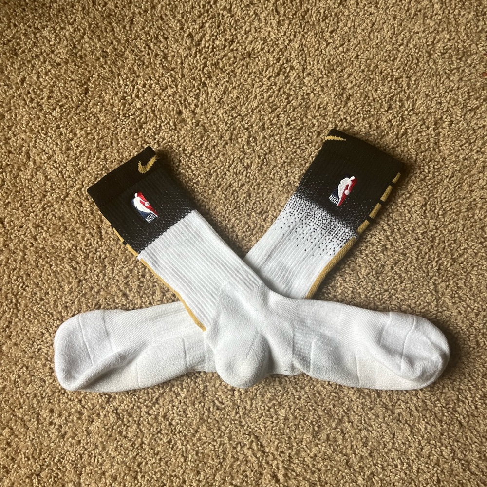 NBA Nike Elite Socks - Atlanta Hawks 2022-23 City Edition (Peachtree)